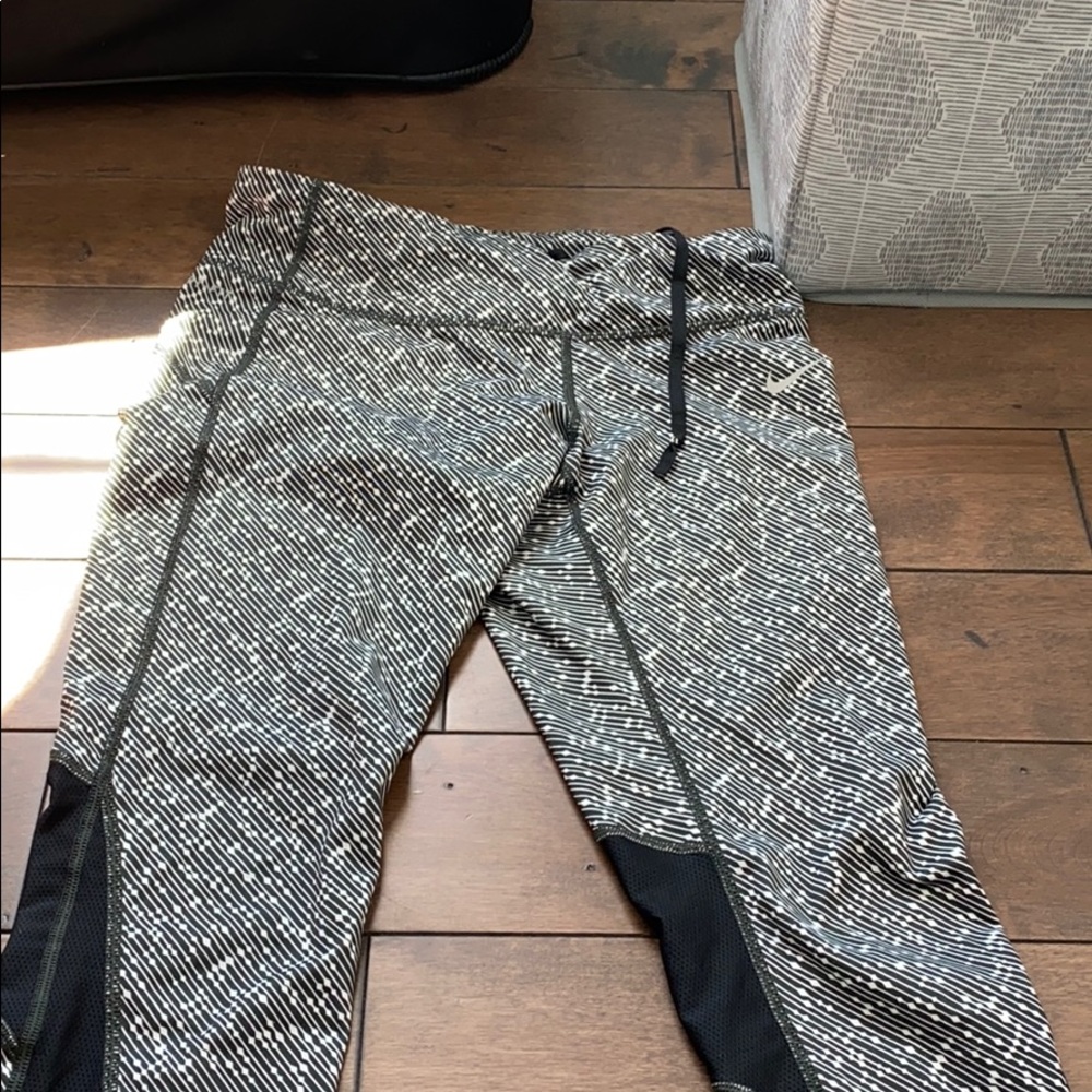 nike running leggings